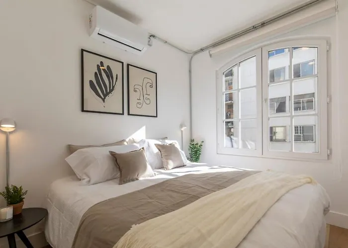 Hom I Departamento 1D1B En Iconico Barrio De Santiago