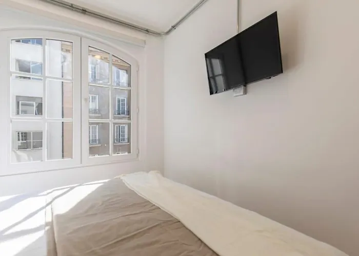 Hom I Departamento 1D1B En Iconico Barrio De Santiago